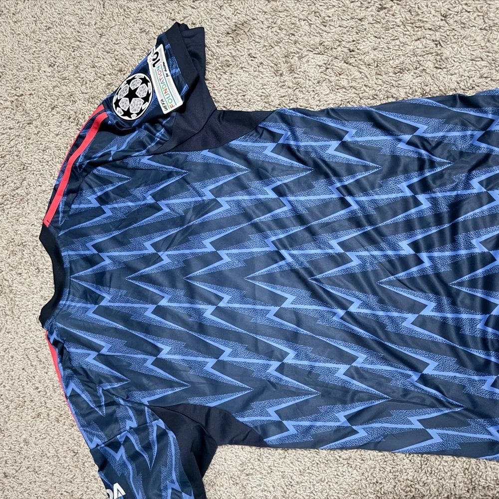 Adidas Navy and Red Zigzag Jersey - Picture 3 of 4